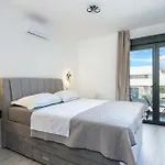 Family Friendly House With A Swimming Pool Kastel Stafilic, - 23486 بيت للعطل *